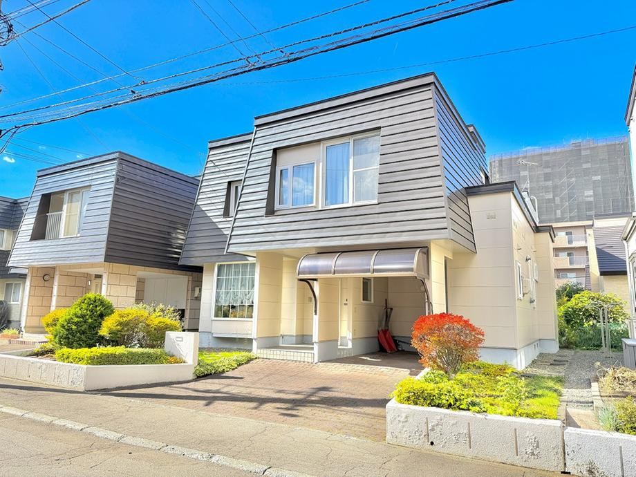 4LDK house in Atsubetsu Ward, Sapporo, Hokkaido - Photo 1