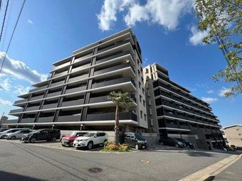 4LDK apartment in Kokurakita Ward, Kitakyushu