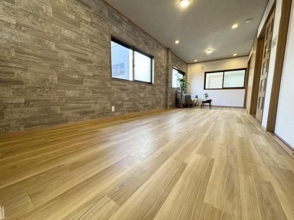 3LDK+S house in Higashiyodogawa Ward, Osaka - Photo 1