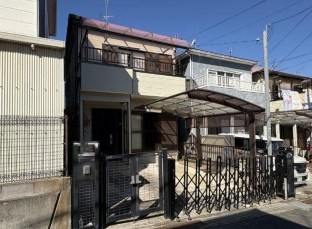 4LDK house in Habikino, Osaka - Photo 1