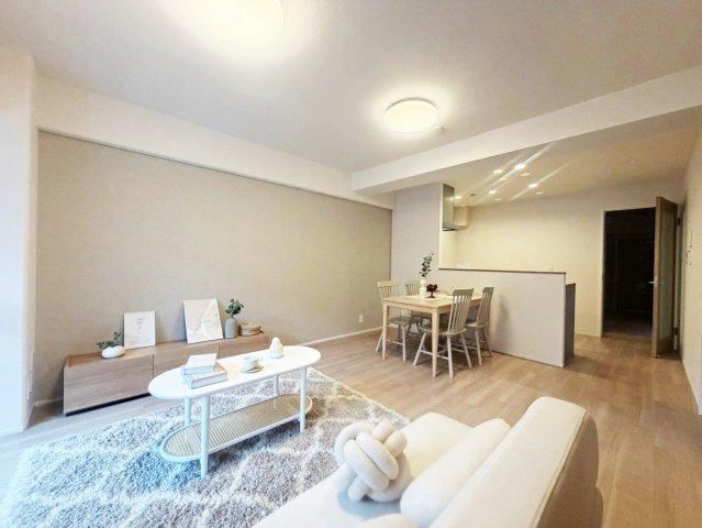 3LDK apartment in Yodogawa Ward, Osaka - Photo 1