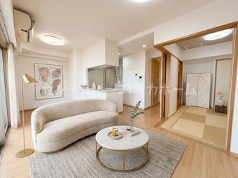 3LDK apartment in Kadoma