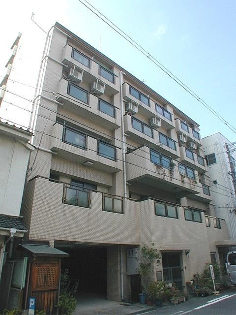1K apartment in Kita Ward, Osaka - Photo 1