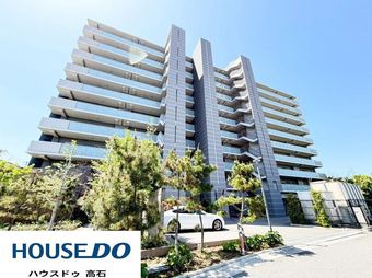 2LDK apartment in Takaishi