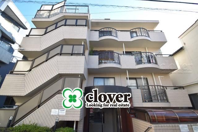 2DK apartment in Arakawa Ward, Tokyo - Photo 1