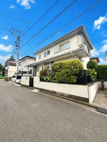 4LDK+S house in Fujisawa, Kanagawa - Photo 1