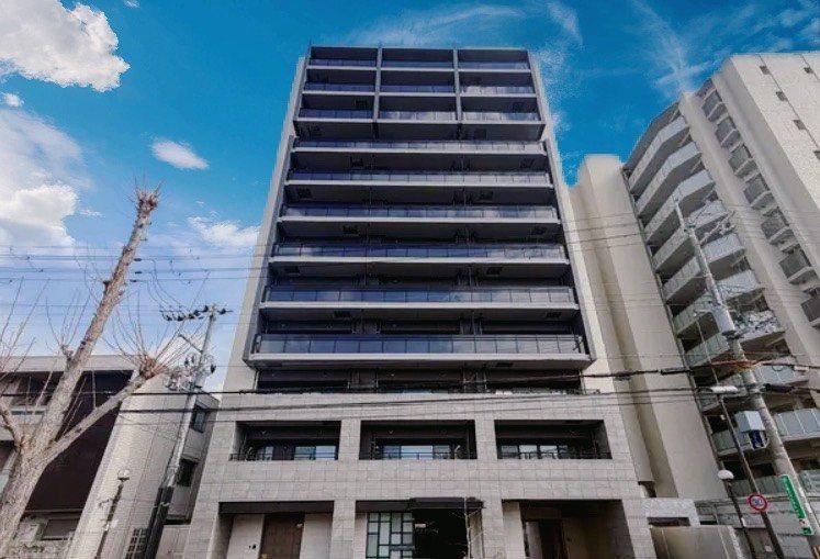 2LDK apartment in Takatsuki, Osaka - Photo 1