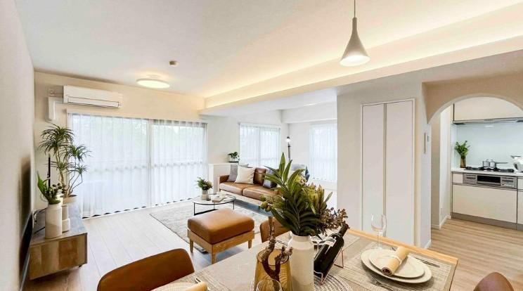 2LDK+S apartment in Naka Ward, Yokohama, Kanagawa - Photo 1