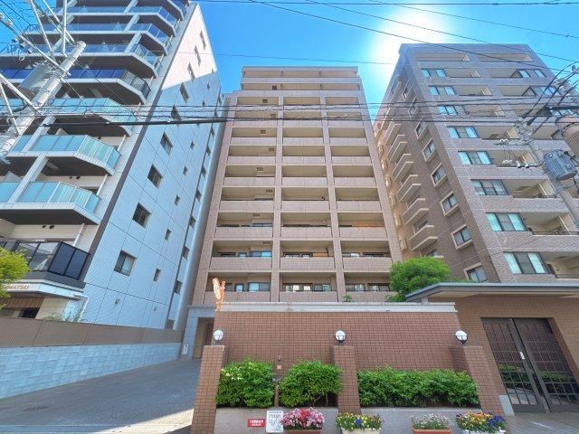 3LDK apartment in Chuo Ward, Fukuoka - Photo 1