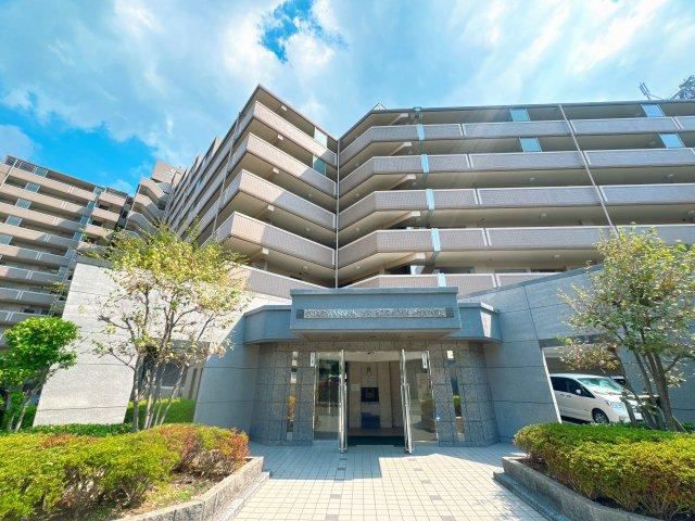 3LDK apartment in Higashi Ward, Fukuoka - Photo 1
