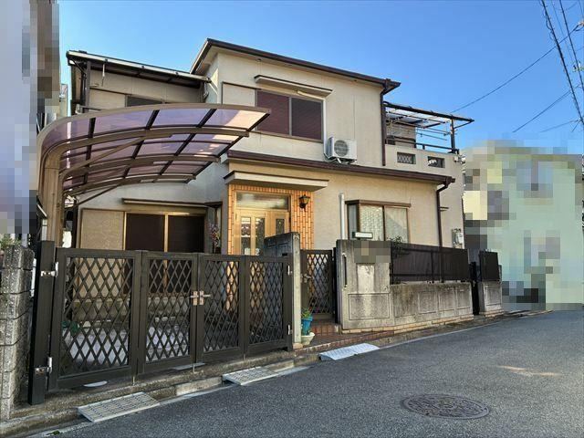 4LDK house in Mihara Ward, Sakai, Osaka - Photo 1