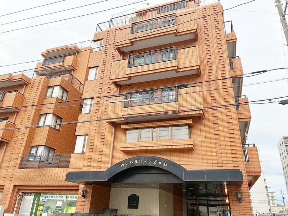 2LDK apartment in Kasukabe, Saitama - Photo 1
