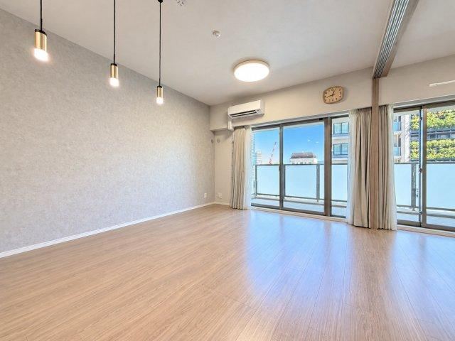 3LDK apartment in Chuo Ward, Osaka - Photo 1
