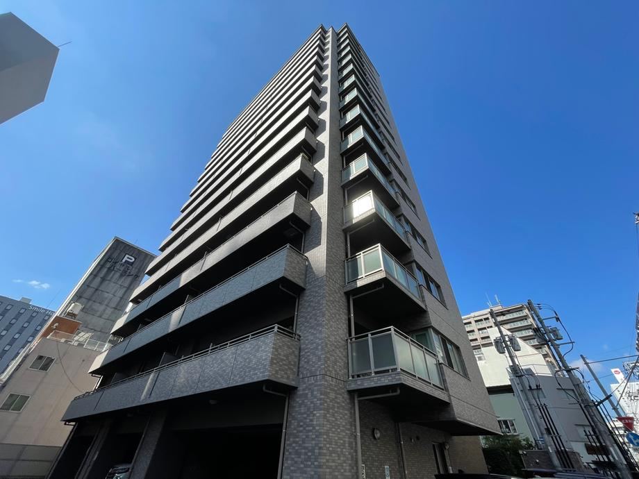 3LDK apartment in Kita Ward, Okayama - Photo 1