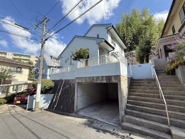 3LDK house in Yahatanishi Ward, Kitakyushu, Fukuoka - Photo 1