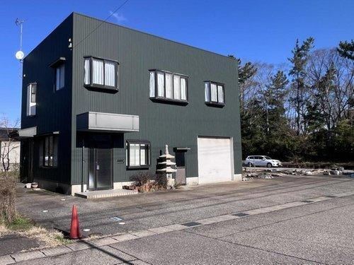 3LDK house in Takaoka, Toyama - Photo 1