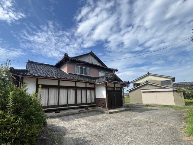 10DK house in Imizu, Toyama - Photo 1