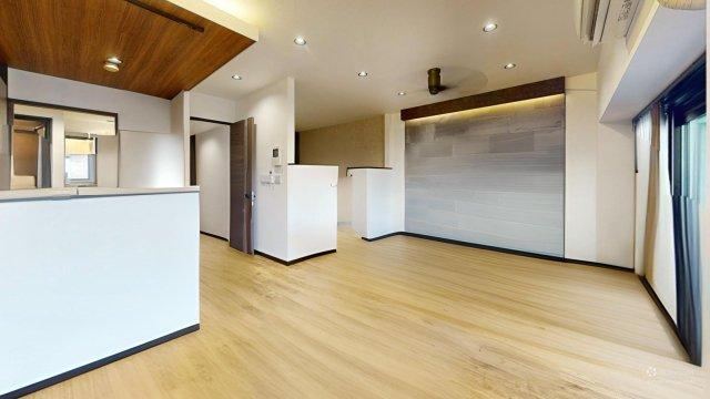 2LDK+S apartment in Minato Ward, Nagoya, Aichi - Photo 1
