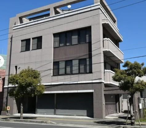 5LDK+S house in Matsuyama, Ehime - Photo 1