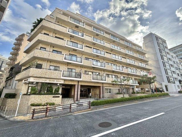 1LDK apartment in Shinjuku Ward, Tokyo - Photo 1