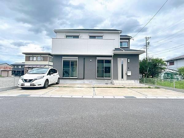 4LDK house in Gifu, Gifu - Photo 1
