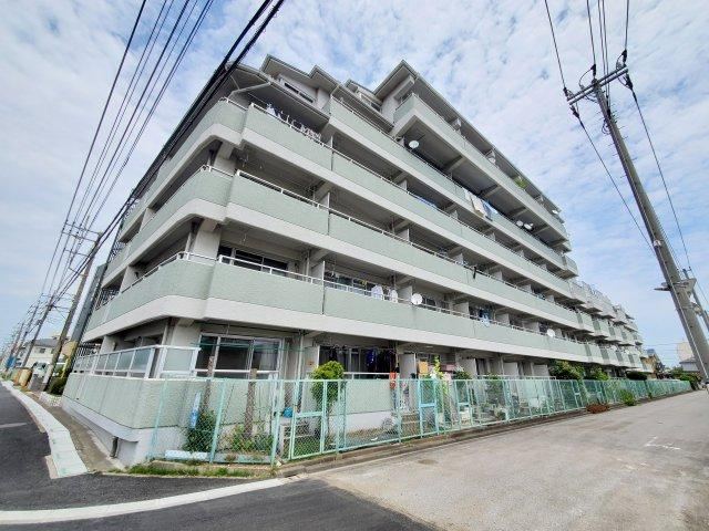 2LDK+S apartment in Yashio, Saitama - Photo 1