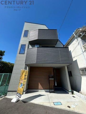 3LDK+S house in Nishinomiya, Hyogo - Photo 1