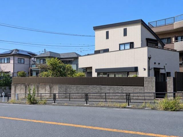 3LDK house in Asao Ward, Kawasaki, Kanagawa - Photo 1