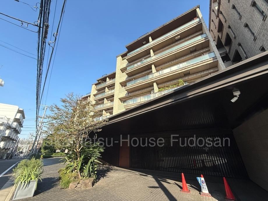 2LDK apartment in Setagaya Ward, Tokyo - Photo 1