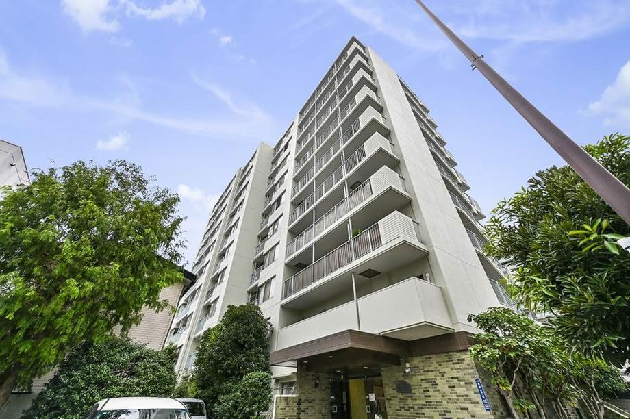 2LDK apartment in Koto Ward, Tokyo - Photo 1