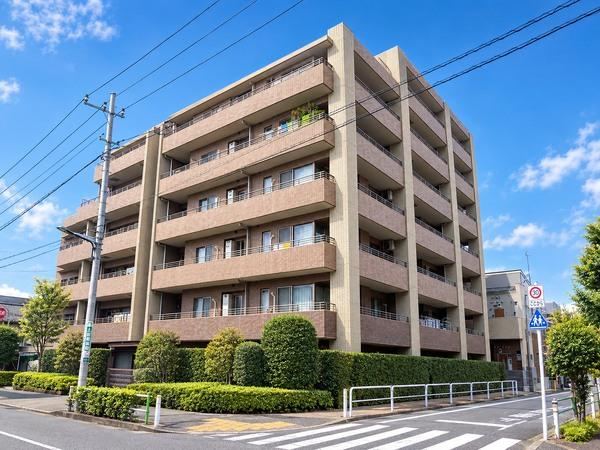 3LDK apartment in Itabashi Ward, Tokyo - Photo 1