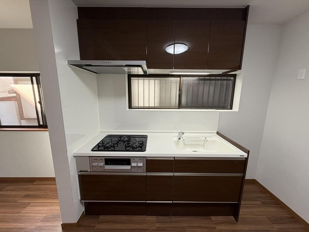 4LDK house in Kita Ward, Kobe, Hyogo - Photo 1