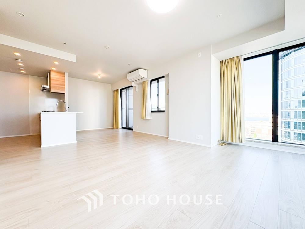 2LDK apartment in Naka Ward, Yokohama, Kanagawa - Photo 1