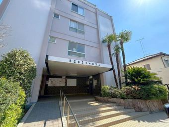 2LDK apartment in Komae