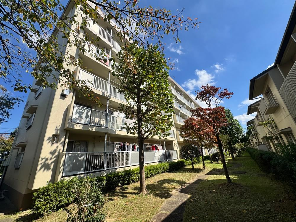 3LDK apartment in Misato, Saitama - Photo 1