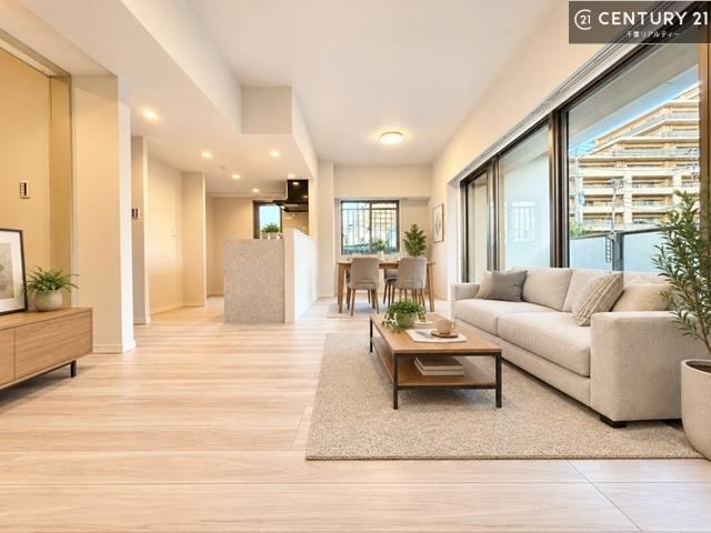 3LDK apartment in Inage Ward, Chiba - Photo 1