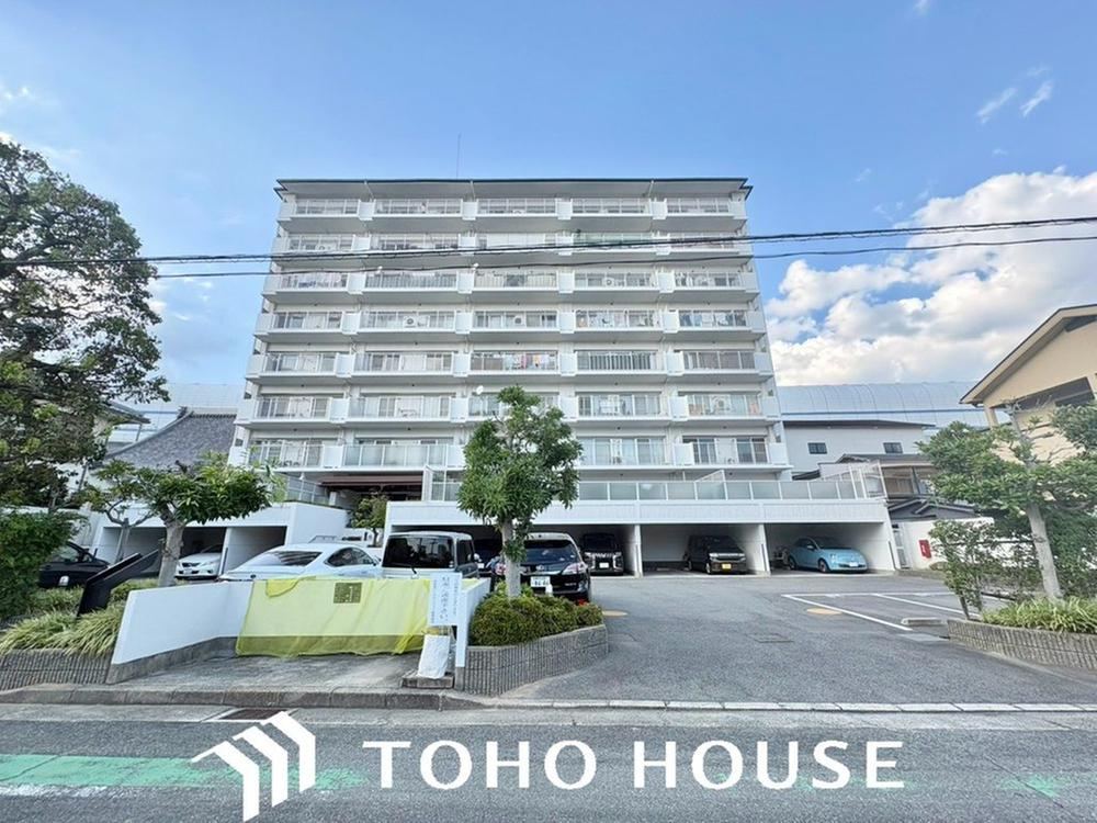 3LDK apartment in Nishinomiya, Hyogo - Photo 1