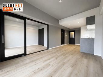 2LDK apartment in Yao