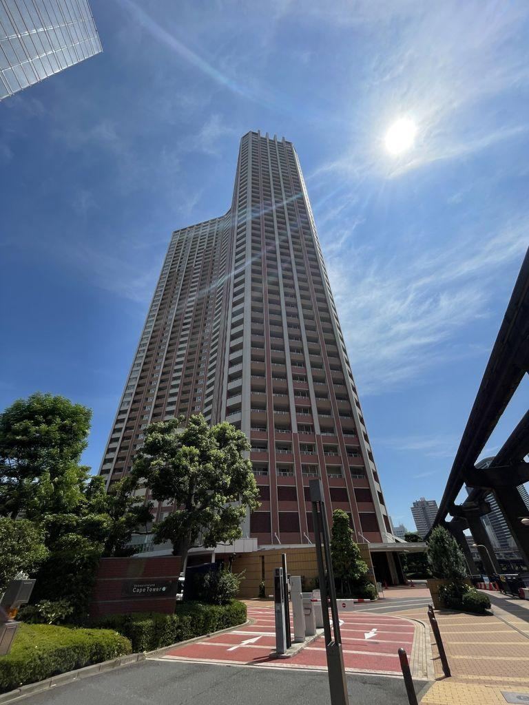 2LDK apartment in Minato Ward, Tokyo - Photo 1