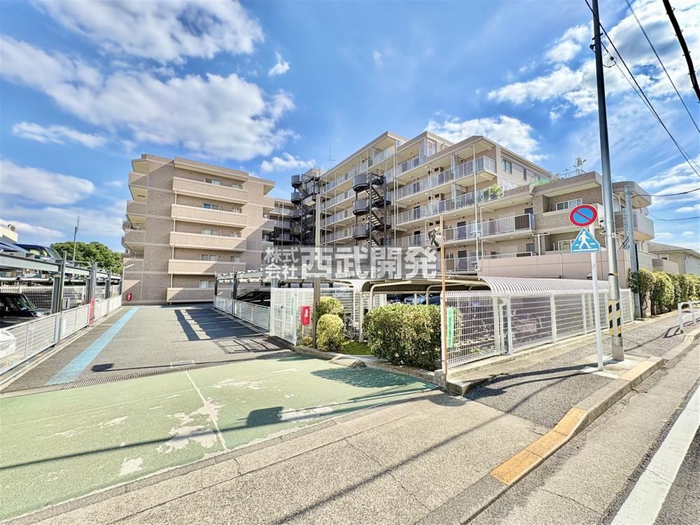 3LDK apartment in Higashimurayama, Tokyo - Photo 1