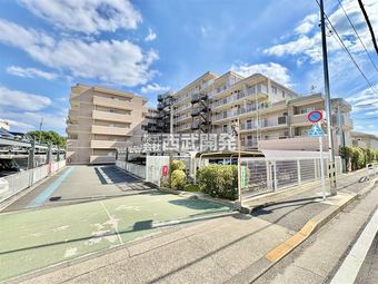 3LDK apartment in Higashimurayama