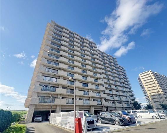 3LDK apartment in Midori Ward, Yokohama, Kanagawa - Photo 1