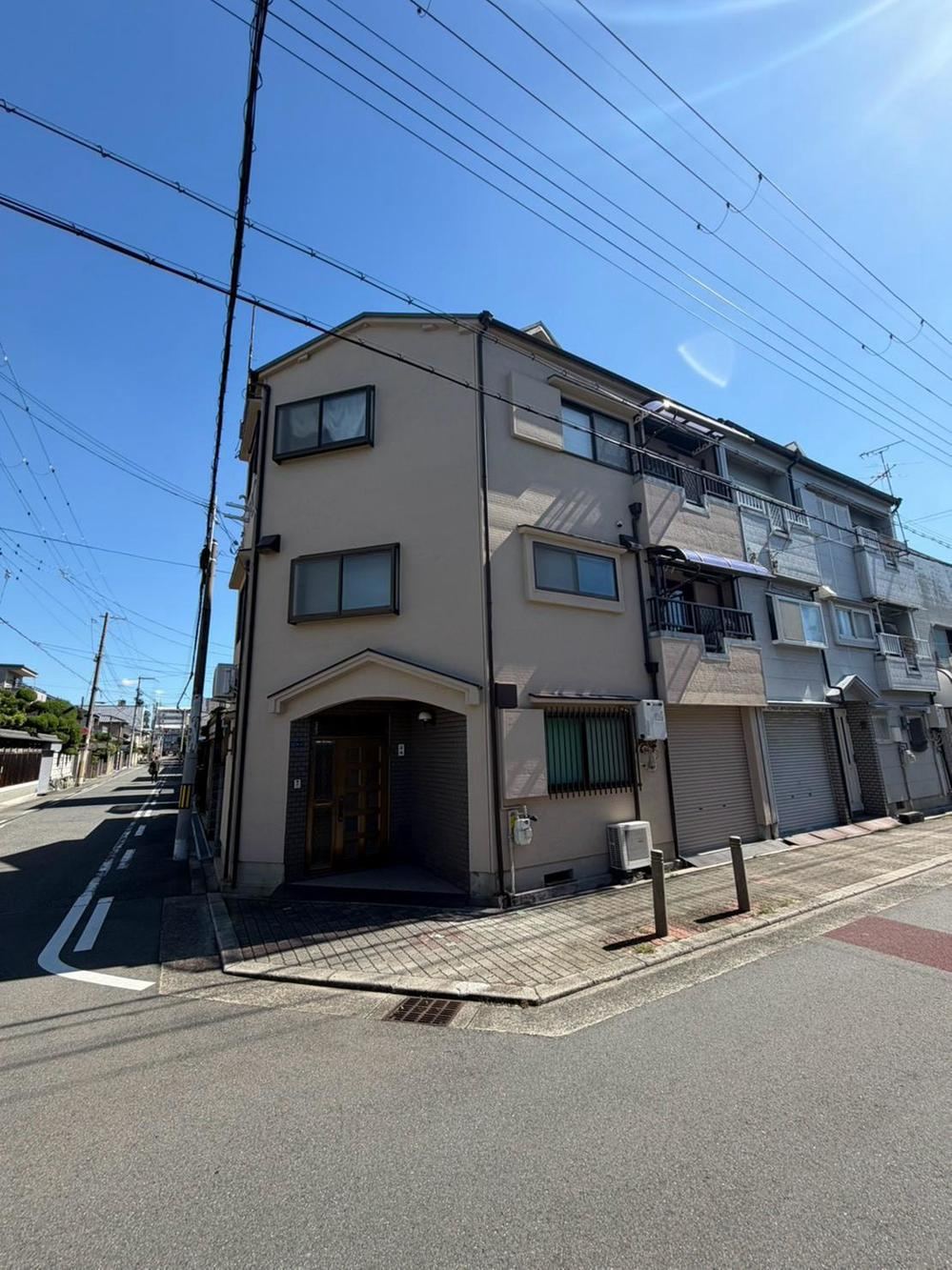5LDK house in Asahi Ward, Osaka - Photo 1