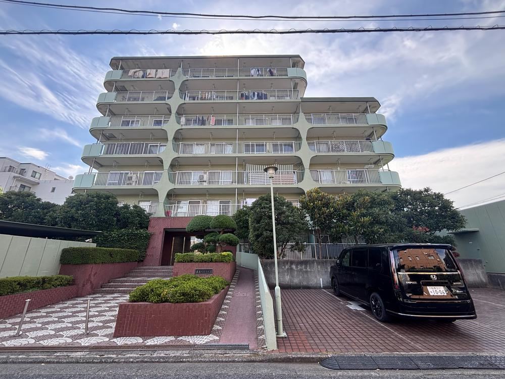 3LDK apartment in Nerima Ward, Tokyo - Photo 1