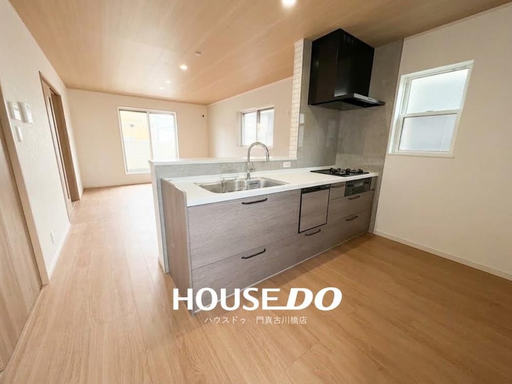 4LDK house in Moriguchi, Osaka - Photo 1