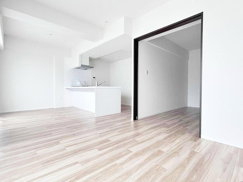 2LDK+S apartment in Soka, Saitama - Photo 1