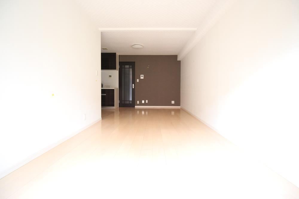 2LDK apartment in Minami Ward, Yokohama, Kanagawa - Photo 1