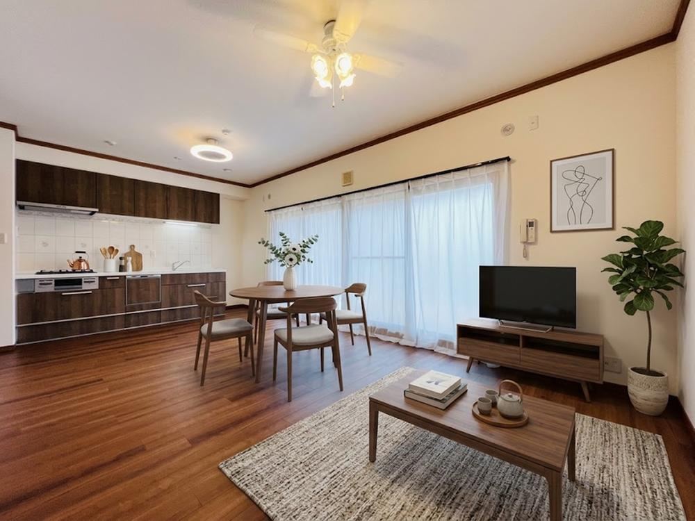 4LDK apartment in Handa, Aichi - Photo 1