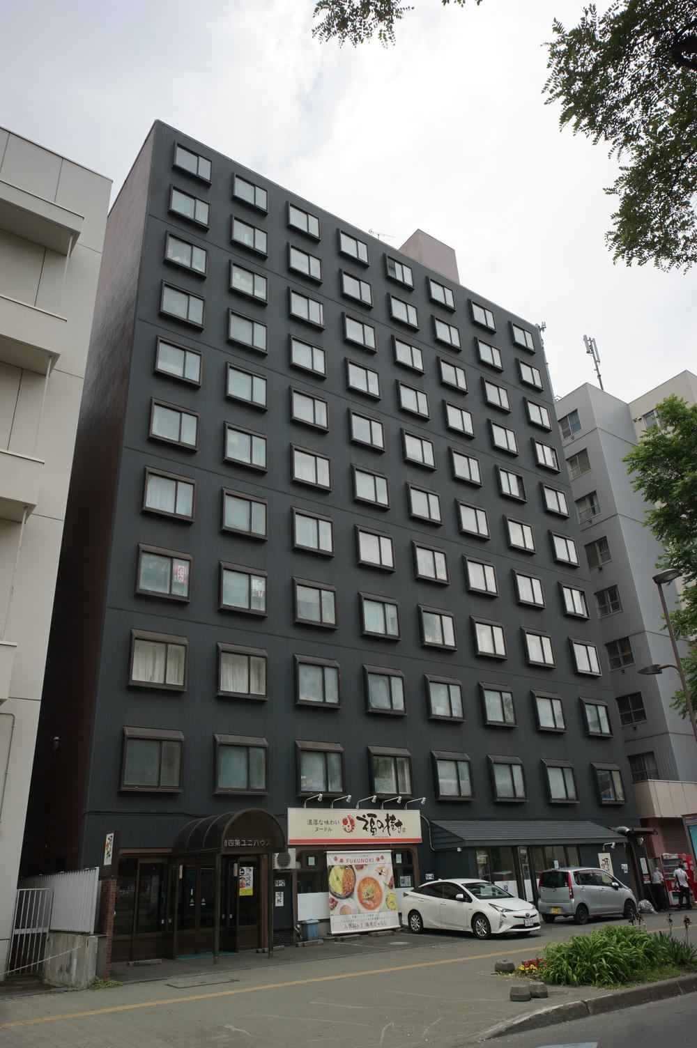 studio apartment in Chuo Ward, Sapporo, Hokkaido - Photo 1