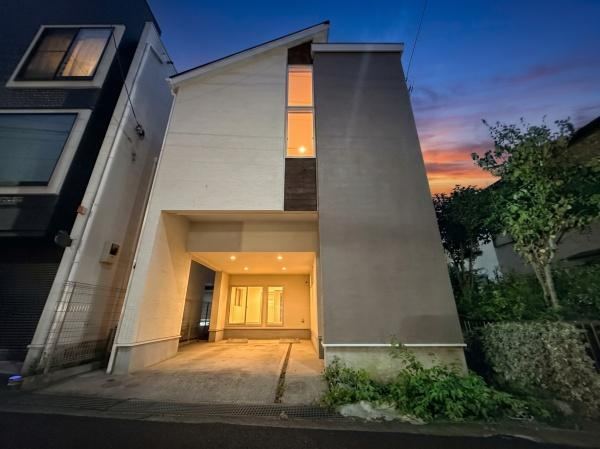 3LDK house in Kohoku Ward, Yokohama, Kanagawa - Photo 1